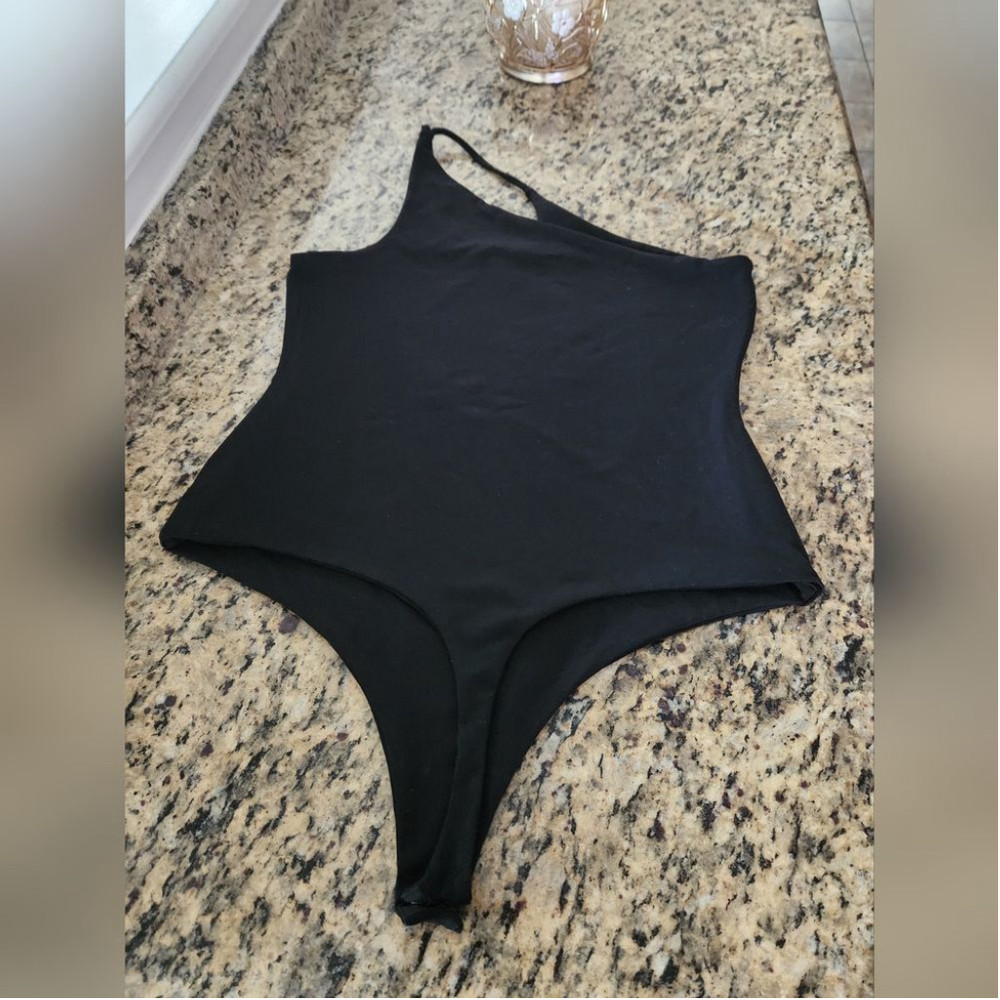 double string one arm bodysuit size XL - Picture 10 of 10